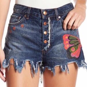Free People FIELDS OF SUN DARK DENIM FRAYED PAINTED SHORTS 27